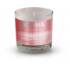 Массажная свеча DONA Flirty Blushing Berry - 135 гр. Массажная свеча DONA Flirty Blushing Berry - 135 гр.